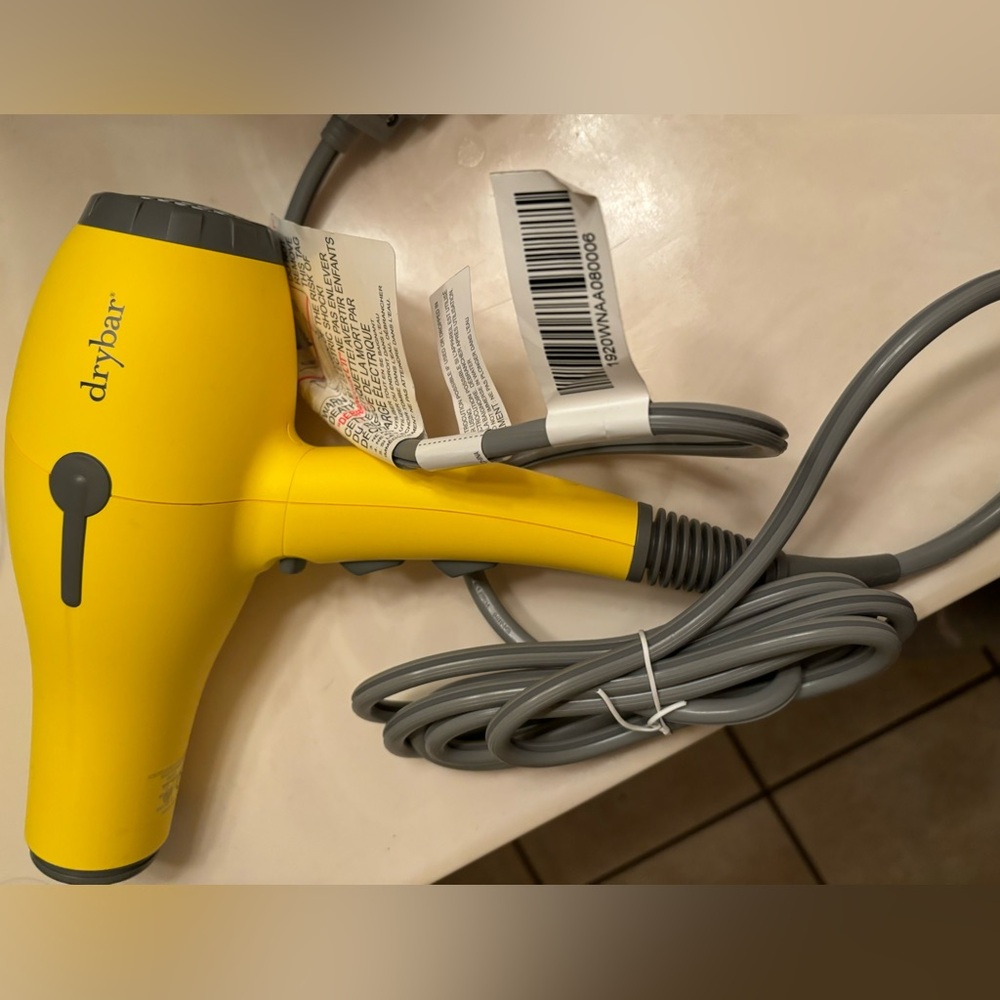 NWOT Drybar Buttercup Hair Dryer